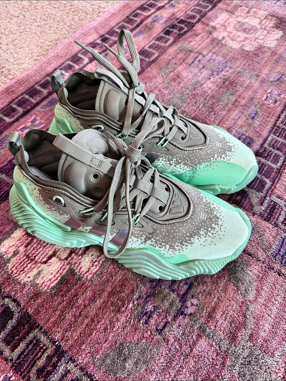 adidas Trae Young 3 Jade Basketball Shoes Pulse Mint IG0680 Size 5